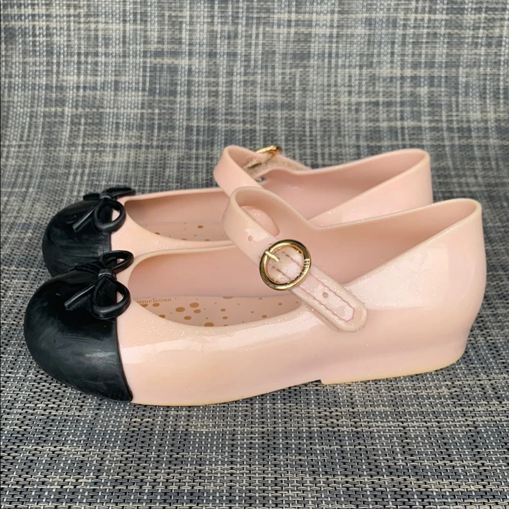Mini Melissa Sweet Love Cap Toe Pink and Black Dress Shoes Toddler Girls Size 10